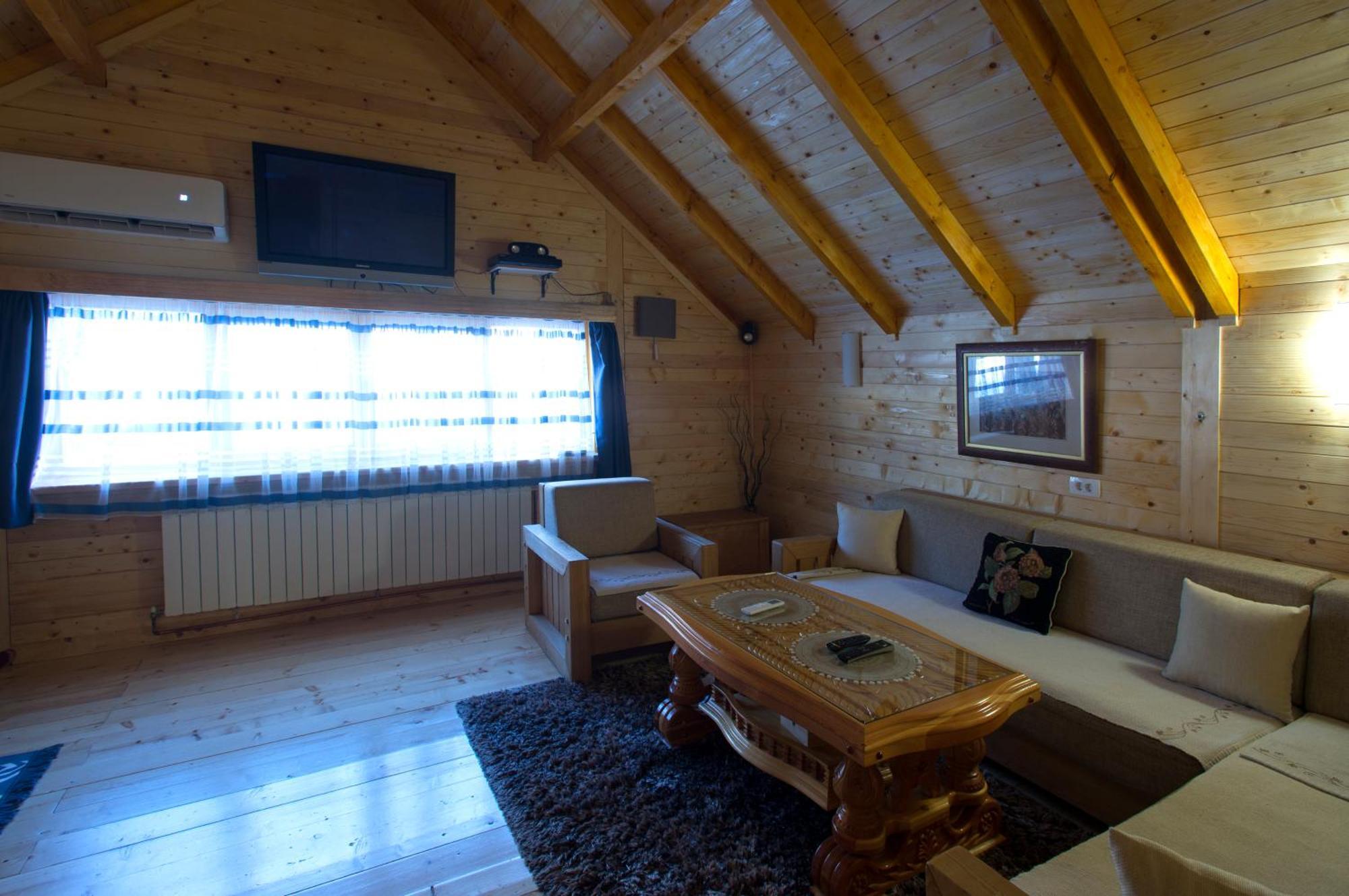 Brvnara Bjelasica Kolašin Buitenkant foto