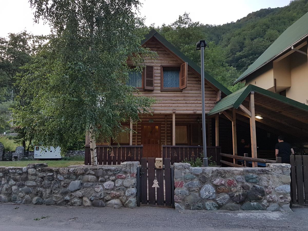 Brvnara Bjelasica Kolašin Buitenkant foto